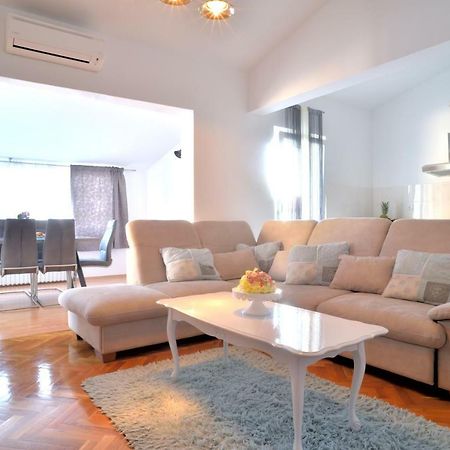 Blue Sky Apartman Спліт Екстер'єр фото